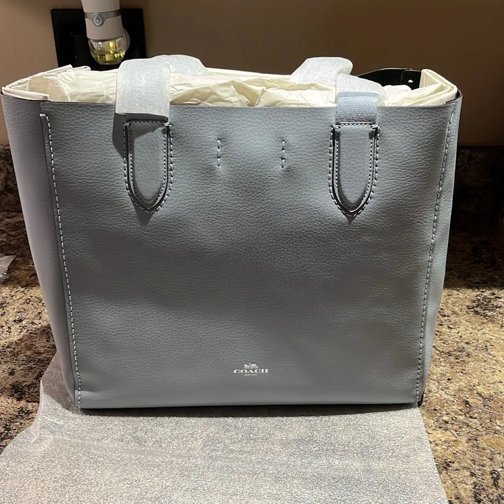 Coach Derby Tote In Mist - Picture 4 of 10